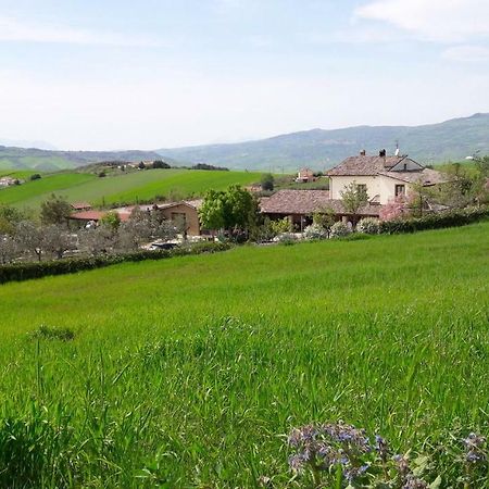 Agriturismo Regio Tratturo أريانو إربينو المظهر الخارجي الصورة